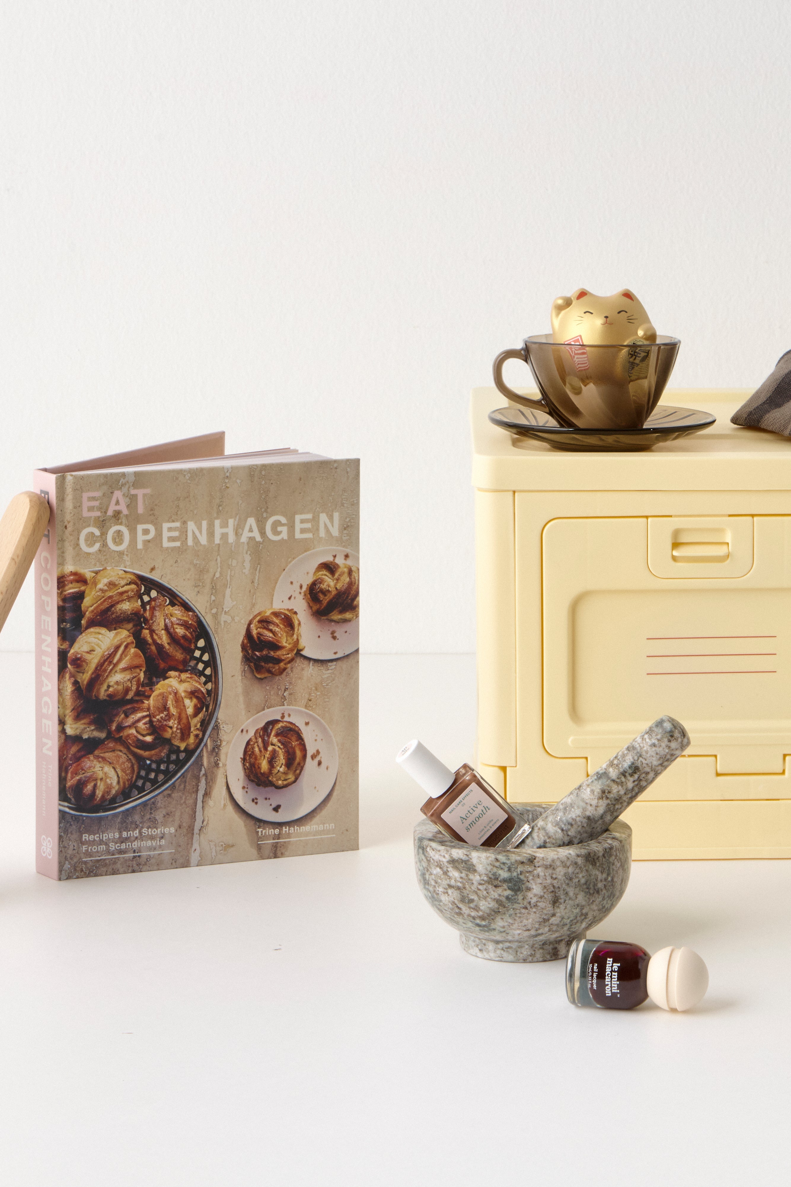 Lucky Cat figur, guldfarvet - H5,5 cm